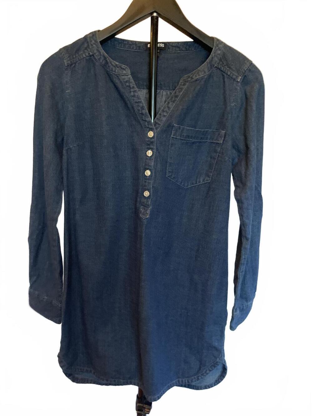 Express Chambray Henley Tunic Top Blue Long Sleeve Pocket XS